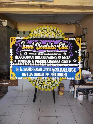 Papan Bunga di Petogogan